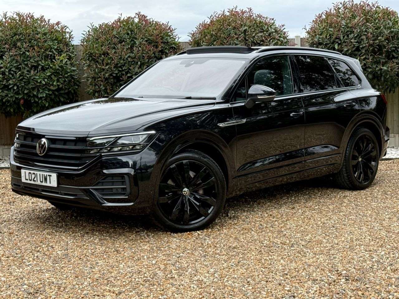 A 2021 VOLKSWAGEN TOUAREG 3.0 TDI V6 Black Edition SUV 5dr Diesel Tiptronic 4Motion Euro 6 (s/s) (286 A 2021 VOLKSWAGEN TOUAREG 3.0 TDI V6 Black Edition SUV 5dr Diesel Tiptronic 4Motion Euro 6 (s/s) (286