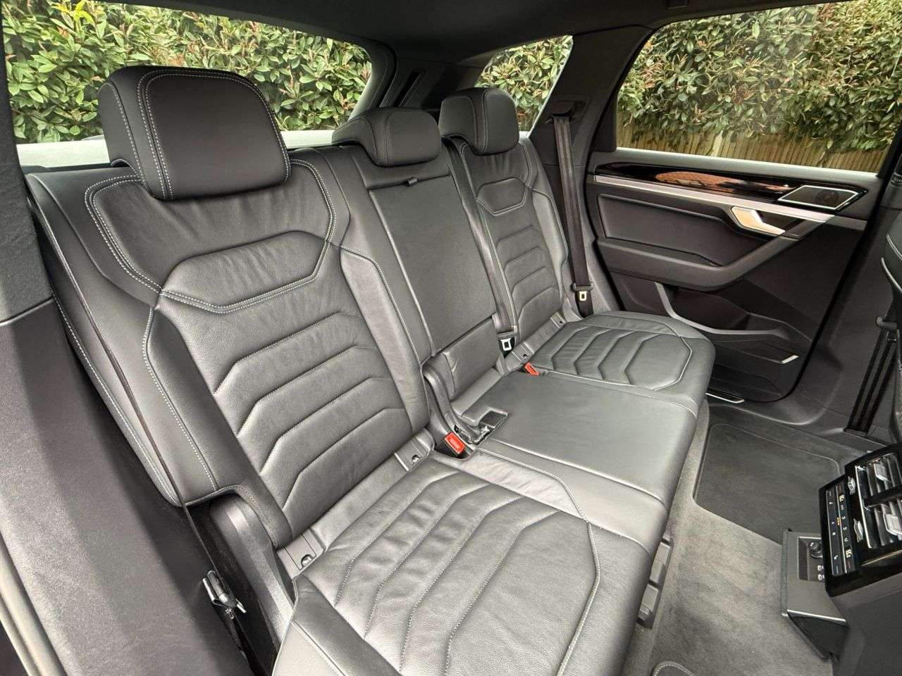 2021 VOLKSWAGEN TOUAREG 2021 VOLKSWAGEN TOUAREG