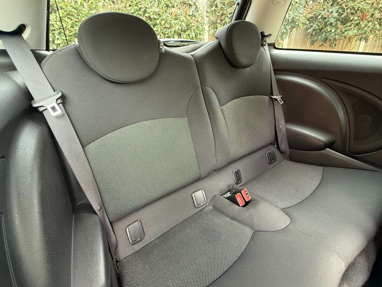 2009 MINI HATCH 2009 MINI HATCH