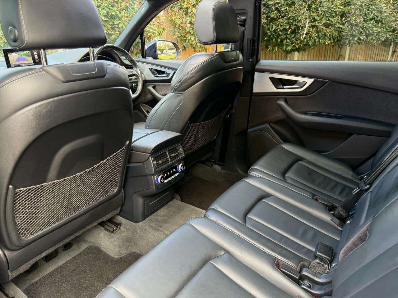 2015 AUDI Q7 2015 AUDI Q7