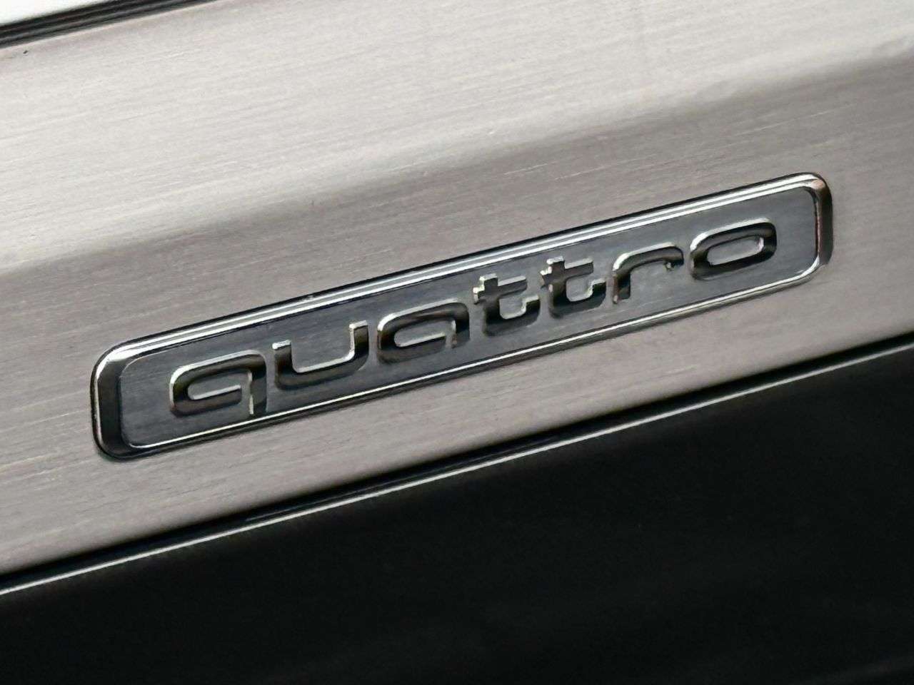 2015 AUDI Q7 2015 AUDI Q7