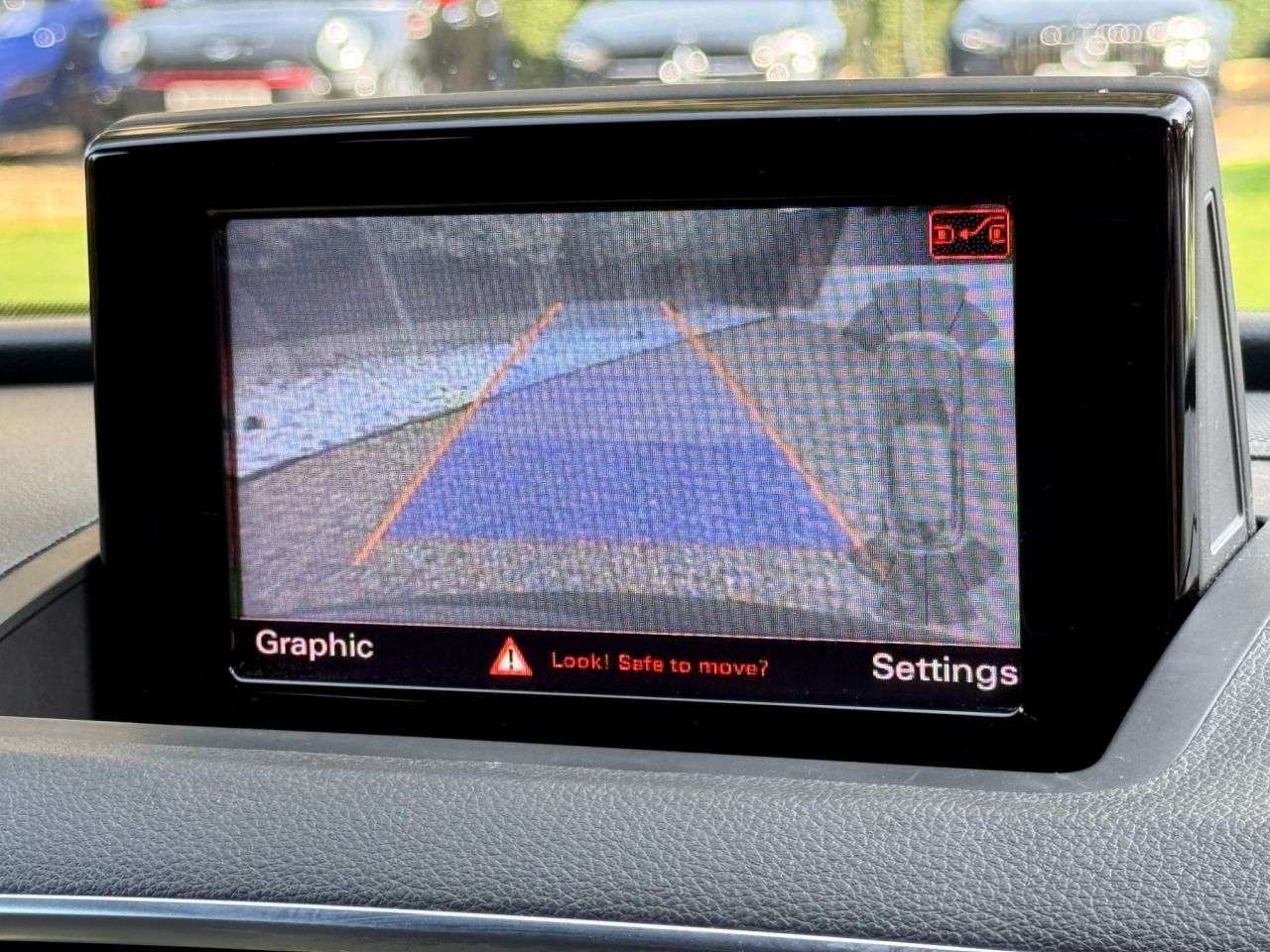 2015 AUDI Q3 2015 AUDI Q3