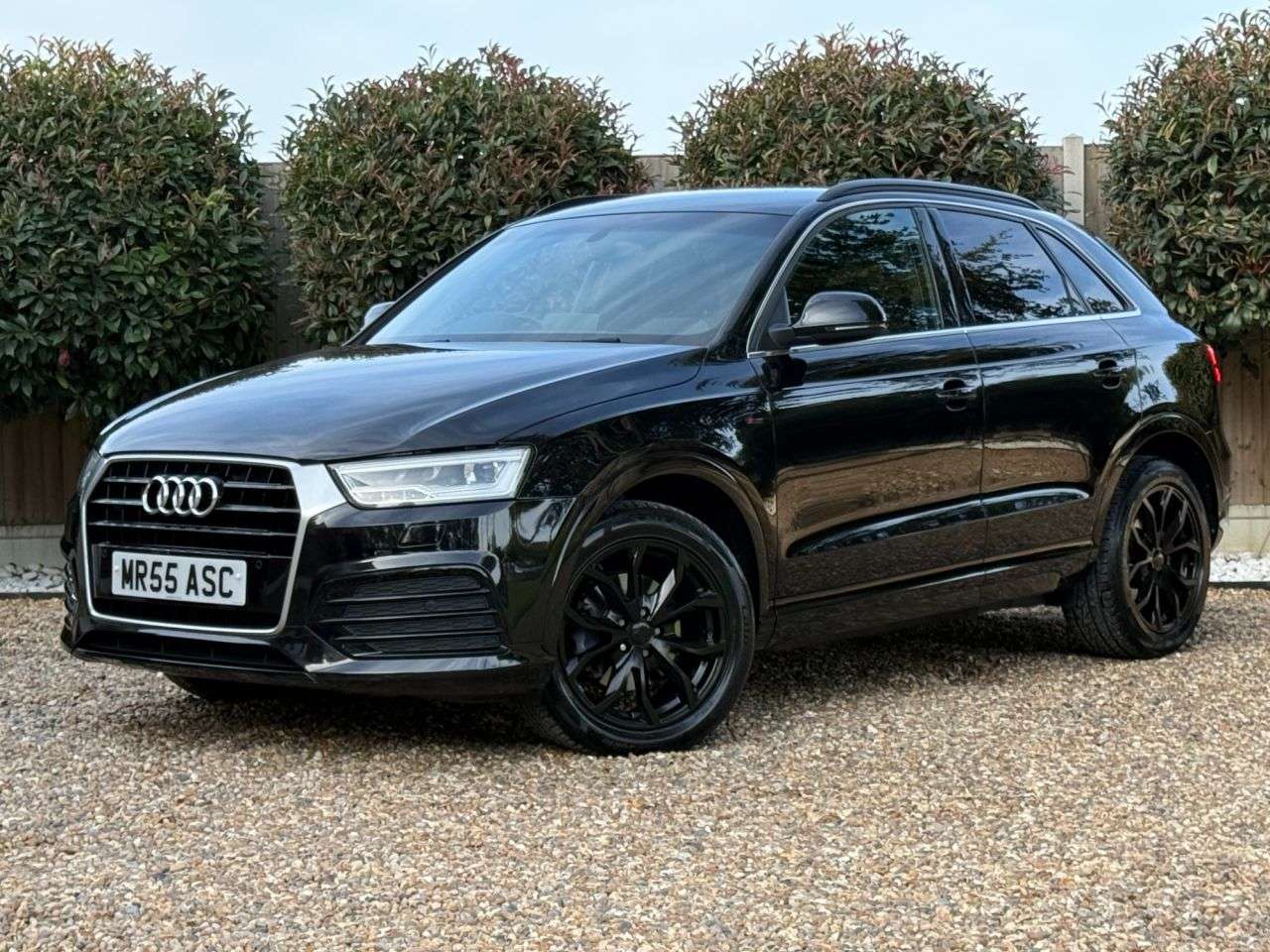A 2015 AUDI Q3 2.0 TDI S line SUV 5dr Diesel Manual Euro 6 (s/s) (150 ps) A 2015 AUDI Q3 2.0 TDI S line SUV 5dr Diesel Manual Euro 6 (s/s) (150 ps)
