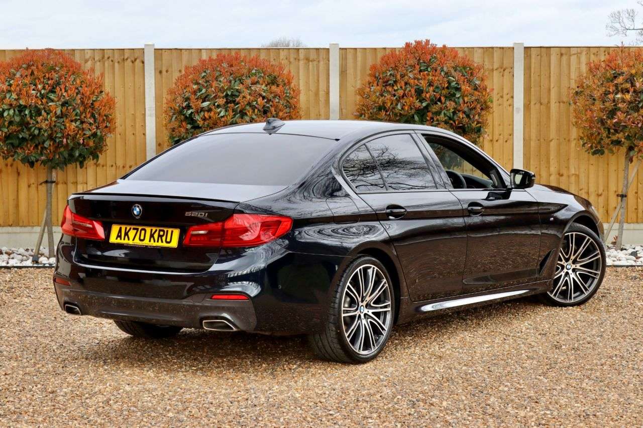 A 2020 BMW 5 SERIES 520I M SPORT A 2020 BMW 5 SERIES 520I M SPORT