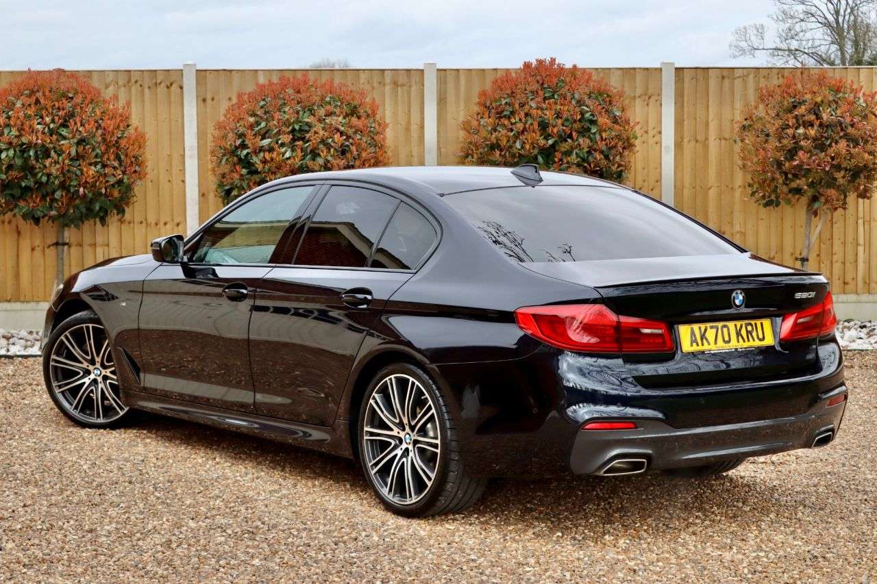 A 2020 BMW 5 SERIES 520I M SPORT A 2020 BMW 5 SERIES 520I M SPORT