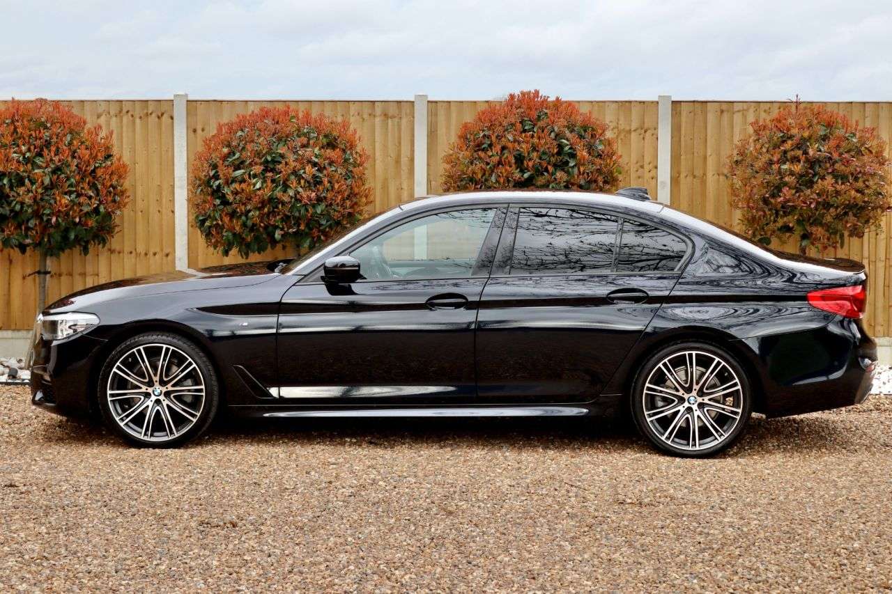 2020 BMW 5 SERIES 2020 BMW 5 SERIES