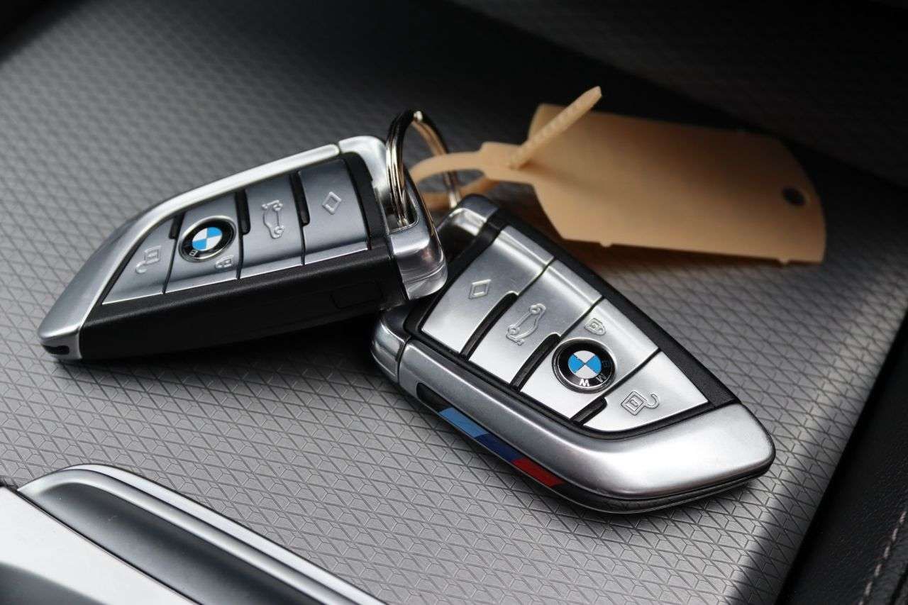 2020 BMW 5 SERIES 2020 BMW 5 SERIES