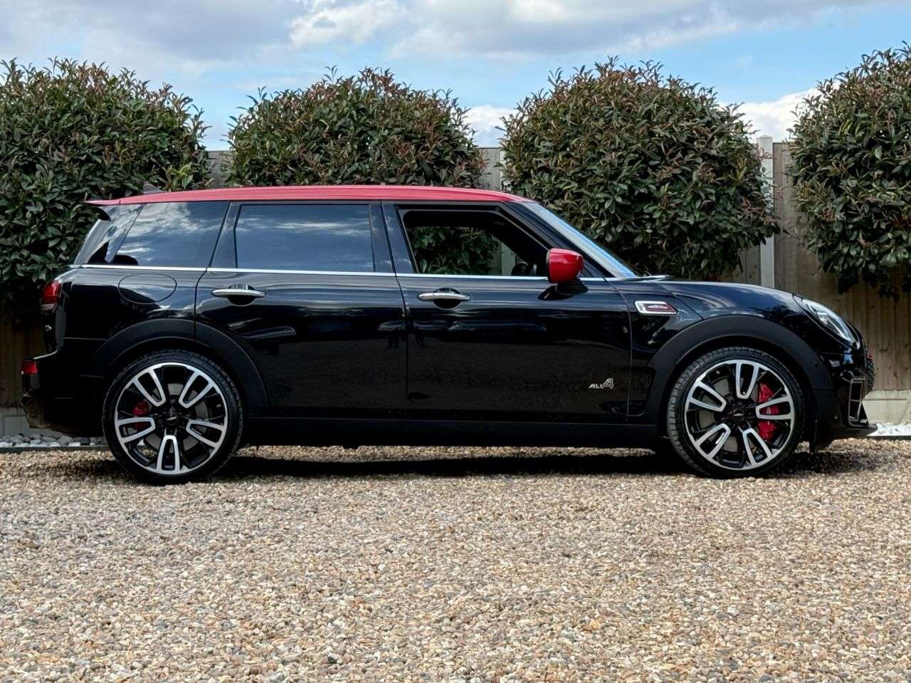 2020 MINI CLUBMAN 2020 MINI CLUBMAN