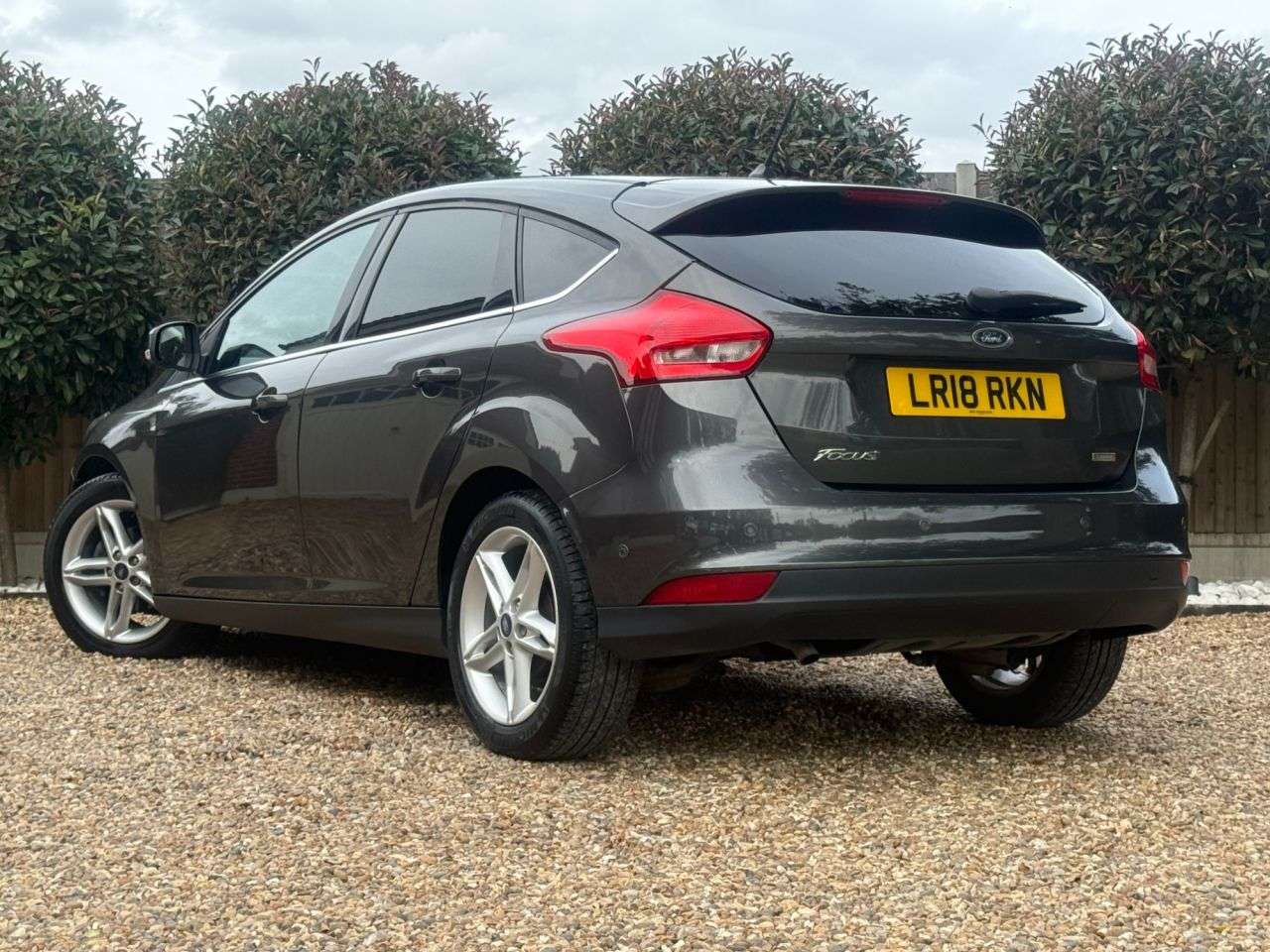 A 2018 FORD FOCUS 1.0T EcoBoost Titanium Hatchback 5dr Petrol Manual Euro 6 (s/s) (125 ps) A 2018 FORD FOCUS 1.0T EcoBoost Titanium Hatchback 5dr Petrol Manual Euro 6 (s/s) (125 ps)