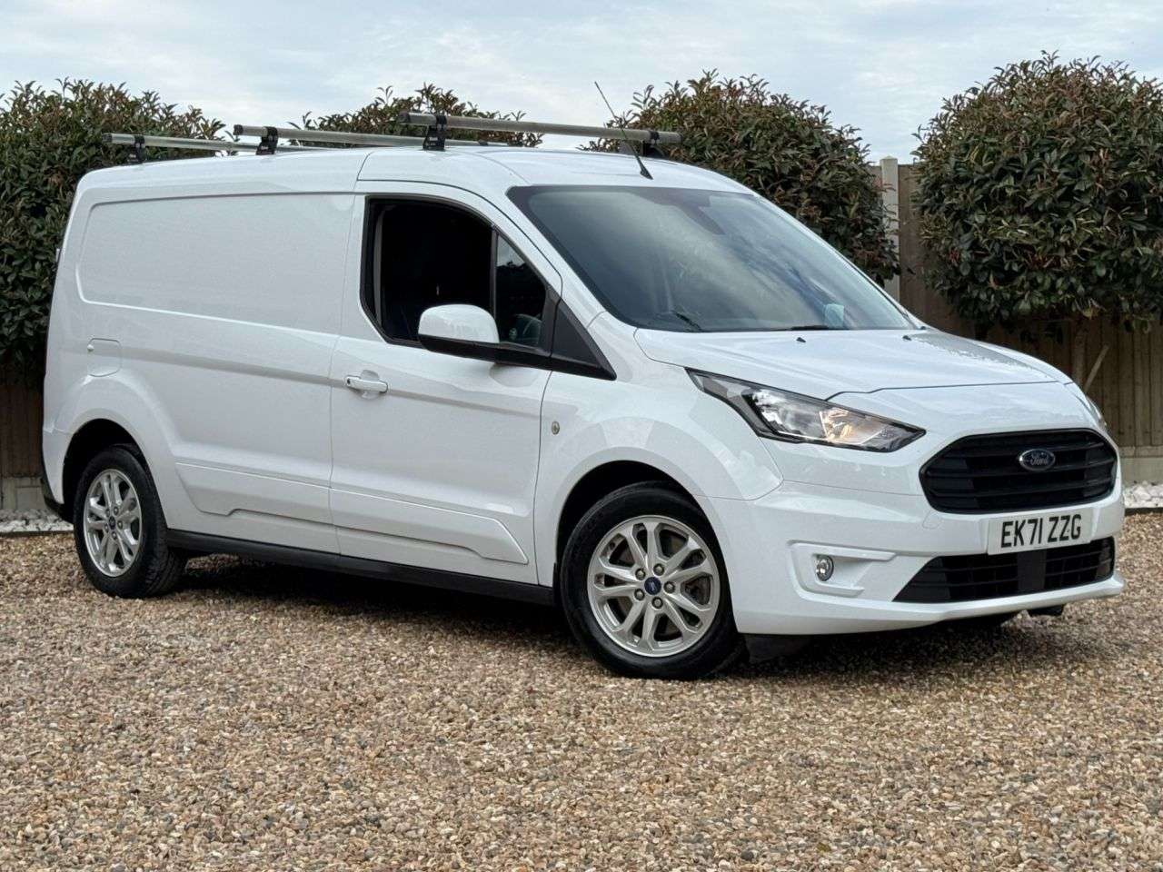A 2021 FORD TRANSIT CONNECT 1.5 240 EcoBlue Limited Panel Van 5dr Diesel Manual L2 Euro 6 (s/s) (120 ps A 2021 FORD TRANSIT CONNECT 1.5 240 EcoBlue Limited Panel Van 5dr Diesel Manual L2 Euro 6 (s/s) (120 ps