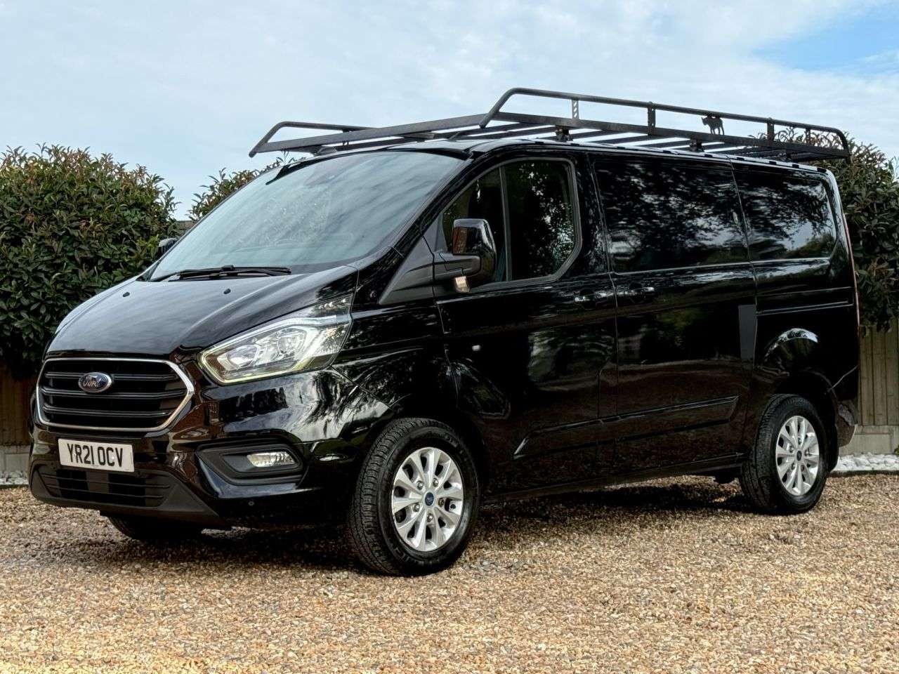 A 2021 FORD TRANSIT CUSTOM 2.0 280 EcoBlue Limited Panel Van 5dr Diesel Manual L1 H1 Euro 6 (s/s) (130 A 2021 FORD TRANSIT CUSTOM 2.0 280 EcoBlue Limited Panel Van 5dr Diesel Manual L1 H1 Euro 6 (s/s) (130
