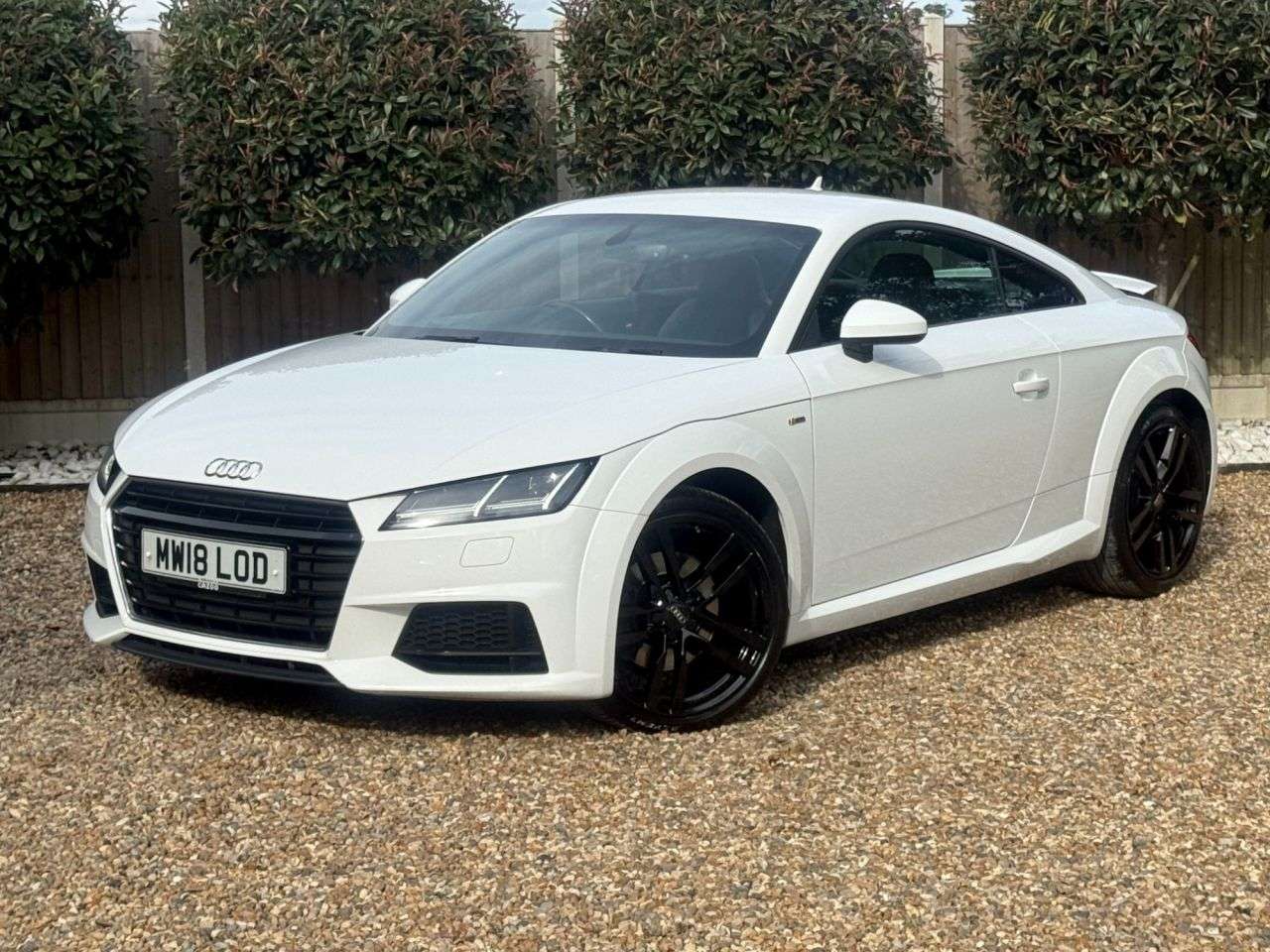 A 2018 AUDI TT 1.8 TFSI S line Coupe 3dr Petrol S Tronic Euro 6 (s/s) (180 ps) A 2018 AUDI TT 1.8 TFSI S line Coupe 3dr Petrol S Tronic Euro 6 (s/s) (180 ps)