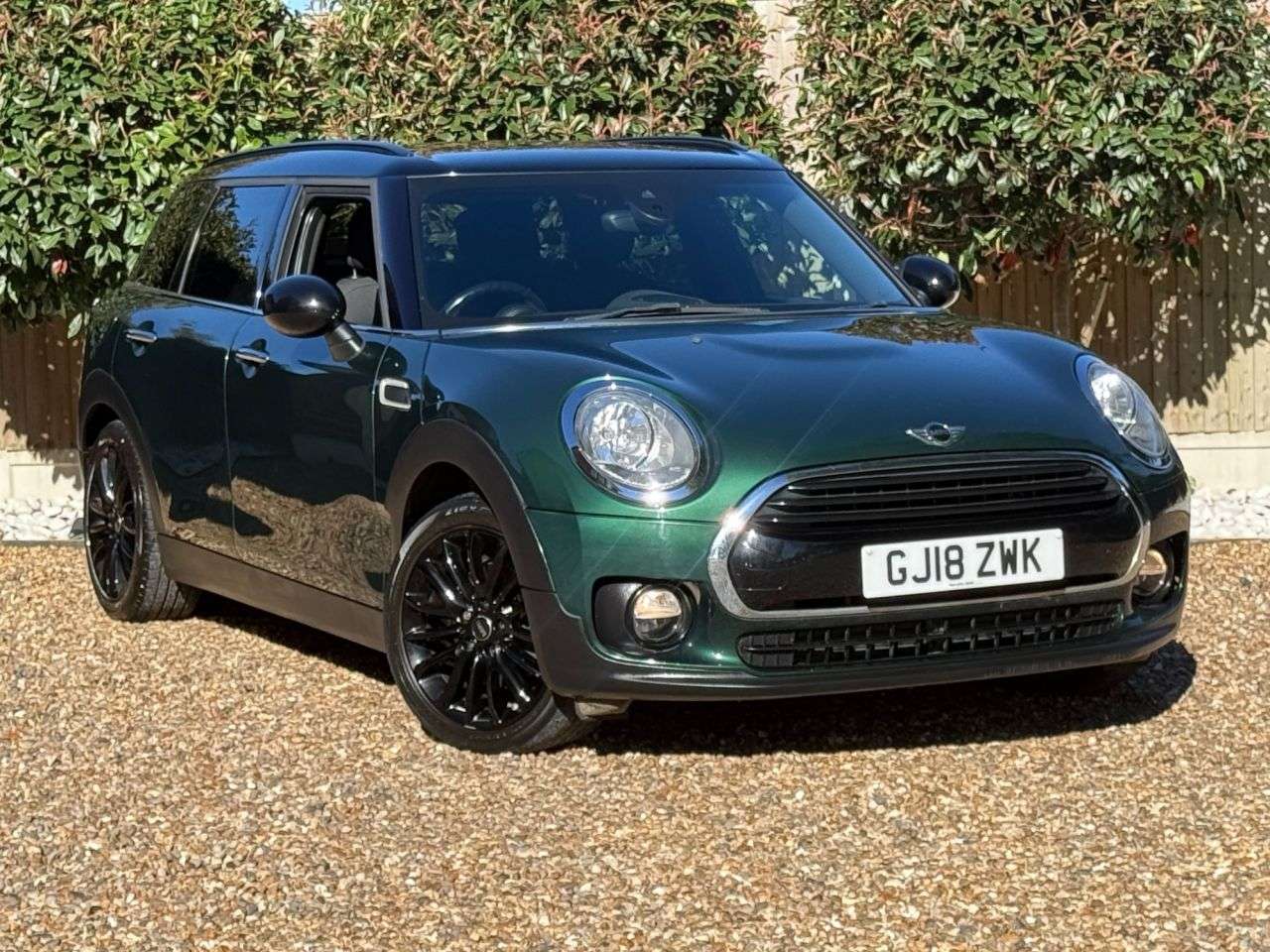 A 2014 MINI CLUBMAN 1.5 Cooper (Black Pack) Estate 6dr Petrol Manual Euro 6 (s/s) (136 ps) A 2014 MINI CLUBMAN 1.5 Cooper (Black Pack) Estate 6dr Petrol Manual Euro 6 (s/s) (136 ps)