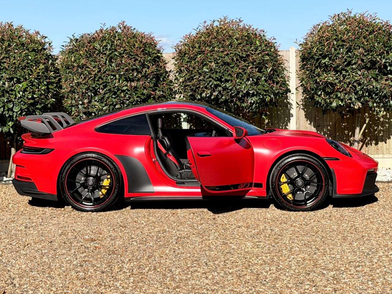 A 2021 PORSCHE 911 4.0 992 GT3 CARBON BUCKETS SATIN PPF HUGE SPEC Coupe 2dr Petrol Auto Euro 6 A 2021 PORSCHE 911 4.0 992 GT3 CARBON BUCKETS SATIN PPF HUGE SPEC Coupe 2dr Petrol Auto Euro 6