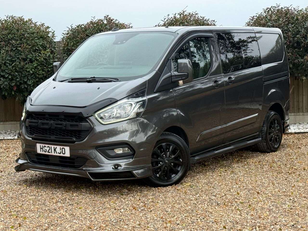 A 2021 FORD TRANSIT CUSTOM 2.0 300 EcoBlue Limited Crew Van Double Cab 5dr Diesel Manual L1 H1 Euro 6 A 2021 FORD TRANSIT CUSTOM 2.0 300 EcoBlue Limited Crew Van Double Cab 5dr Diesel Manual L1 H1 Euro 6