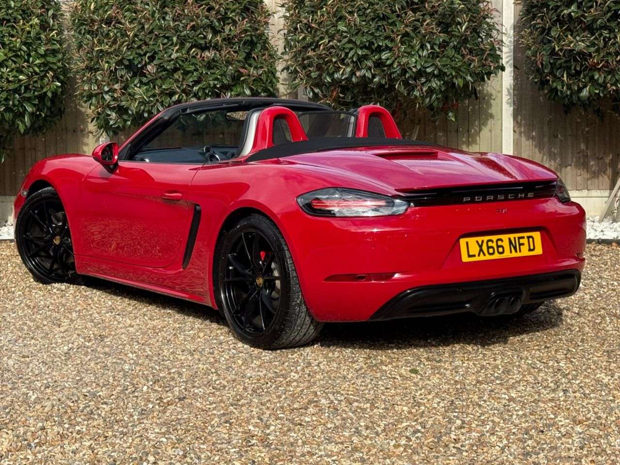 A 2016 PORSCHE 718 BOXSTER 2.5T S Convertible 2dr Petrol PDK Euro 6 (s/s) (350 ps) A 2016 PORSCHE 718 BOXSTER 2.5T S Convertible 2dr Petrol PDK Euro 6 (s/s) (350 ps)