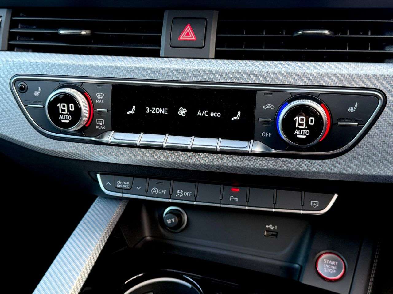 2022 AUDI RS4 AVANT 2022 AUDI RS4 AVANT