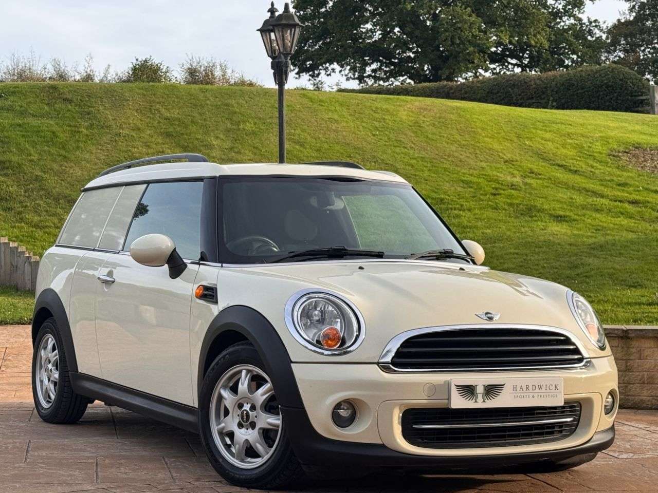 A 2013 MINI CLUBVAN 1.6 ONE 97 BHP A 2013 MINI CLUBVAN 1.6 ONE 97 BHP
