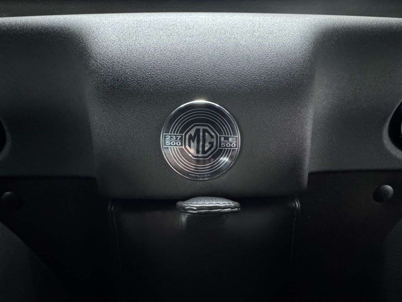 2009 MG TF 2009 MG TF