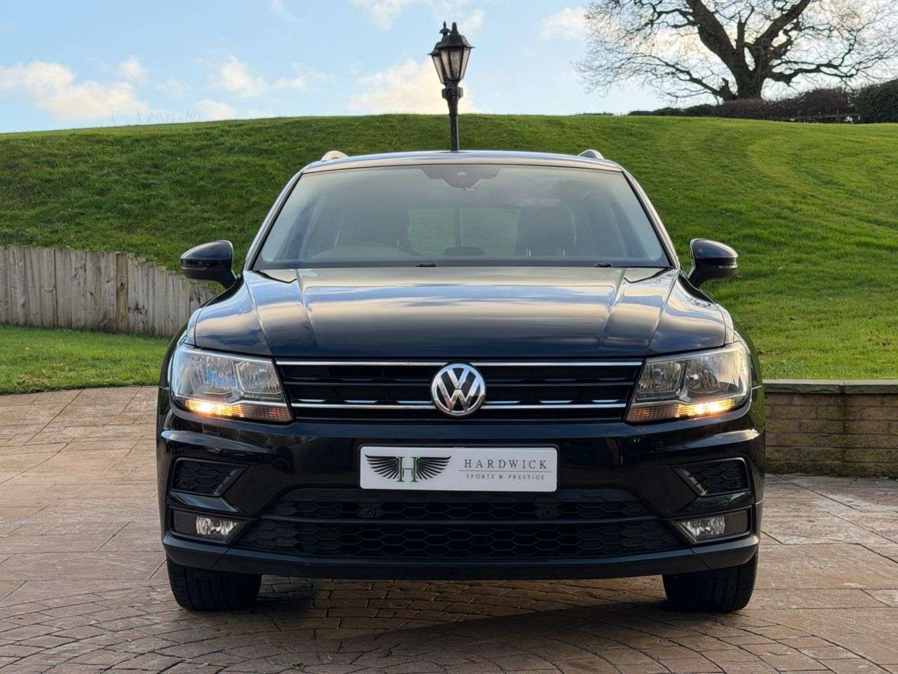 2017 VOLKSWAGEN TIGUAN 2017 VOLKSWAGEN TIGUAN