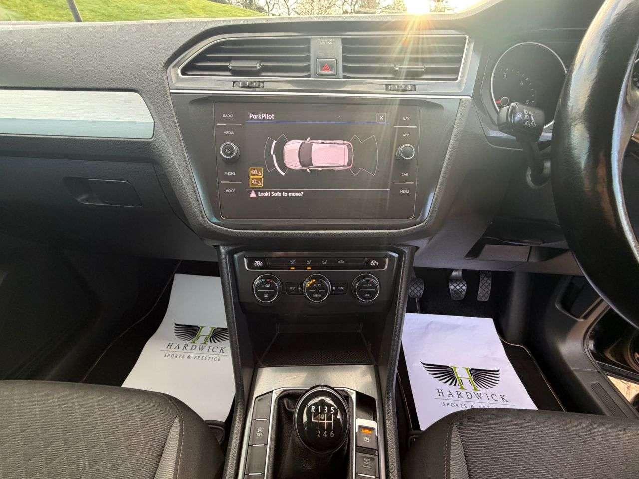 2017 VOLKSWAGEN TIGUAN 2017 VOLKSWAGEN TIGUAN