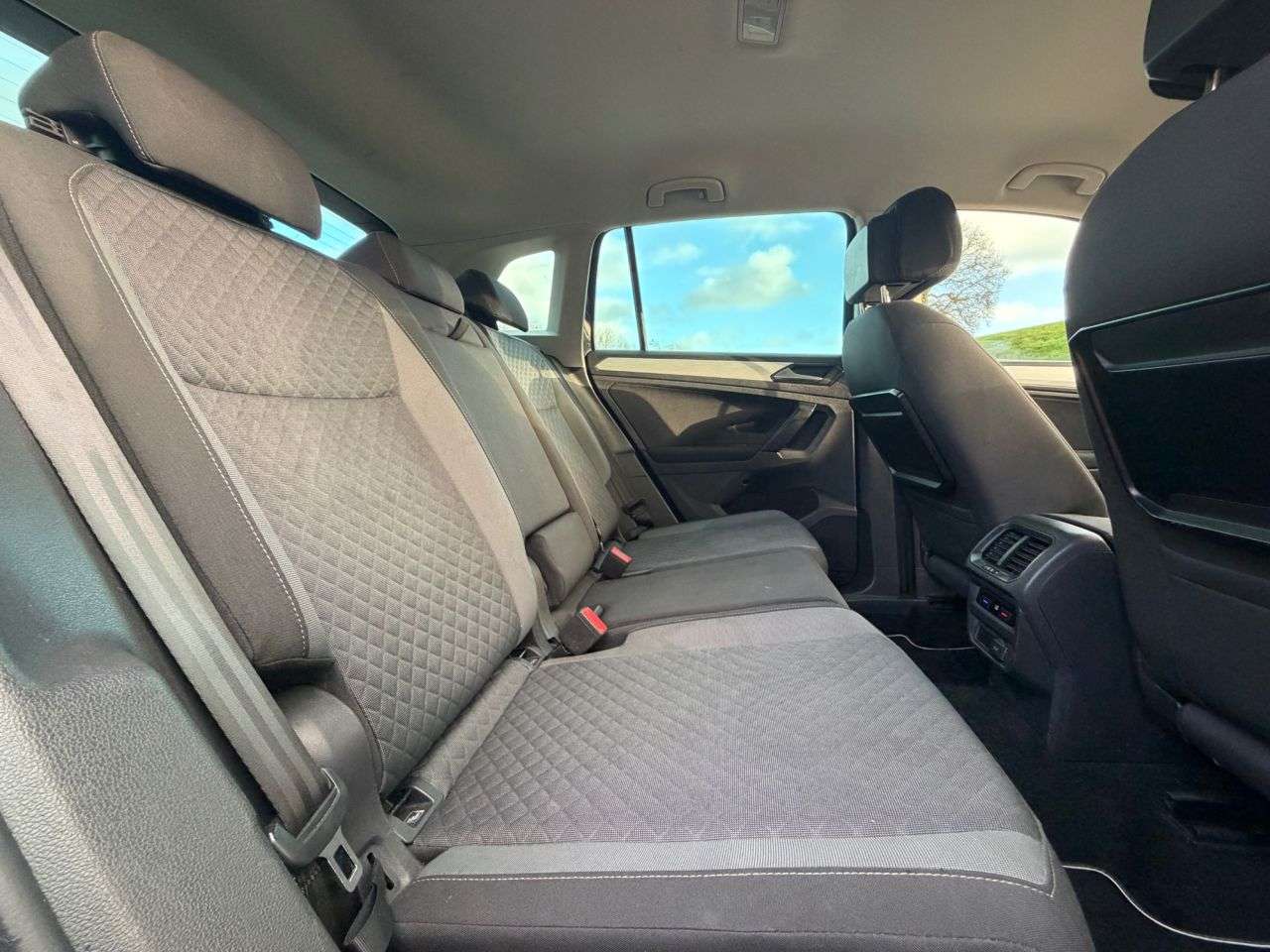 2017 VOLKSWAGEN TIGUAN 2017 VOLKSWAGEN TIGUAN