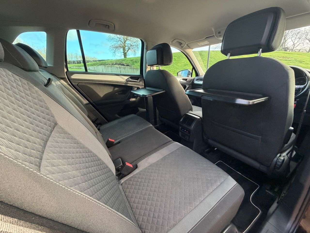 2017 VOLKSWAGEN TIGUAN 2017 VOLKSWAGEN TIGUAN