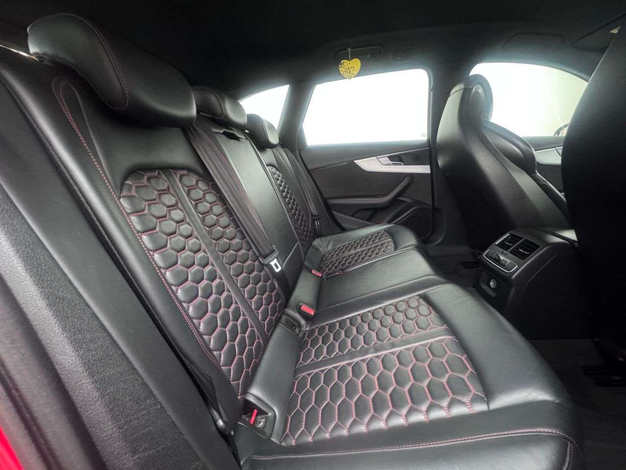 2018 AUDI RS4 AVANT 2018 AUDI RS4 AVANT