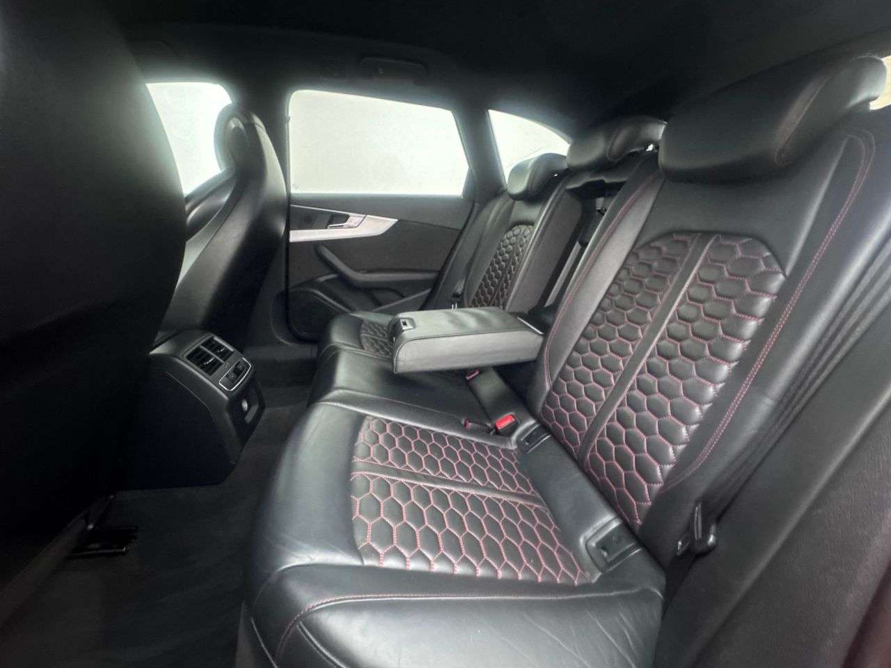 2018 AUDI RS4 AVANT 2018 AUDI RS4 AVANT