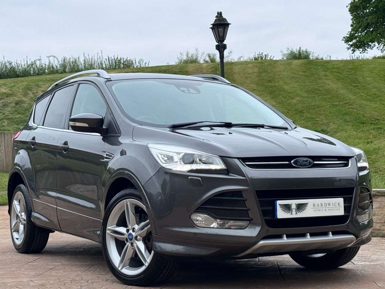 A 2015 FORD KUGA 2.0 TDCi Titanium X Sport SUV 5dr Diesel Powershift AWD Euro 6 (s/s) (180 p A 2015 FORD KUGA 2.0 TDCi Titanium X Sport SUV 5dr Diesel Powershift AWD Euro 6 (s/s) (180 p