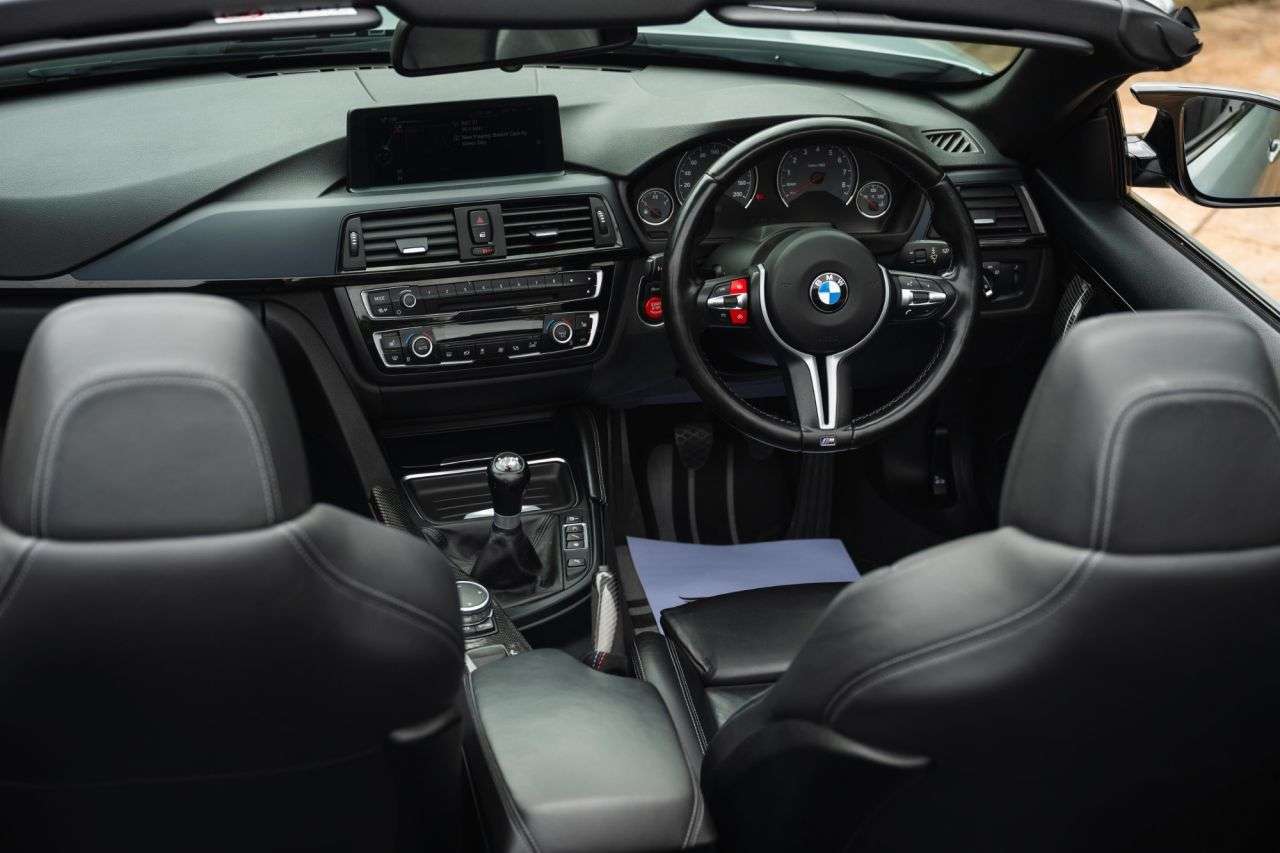 null BMW M4 null BMW M4