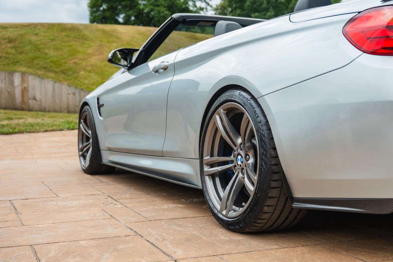 null BMW M4 null BMW M4