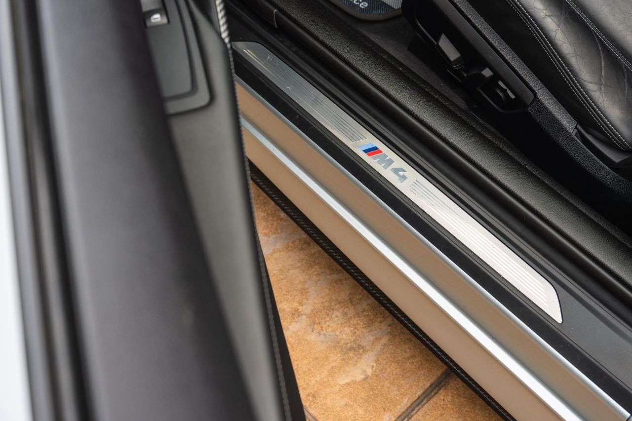 null BMW M4 null BMW M4