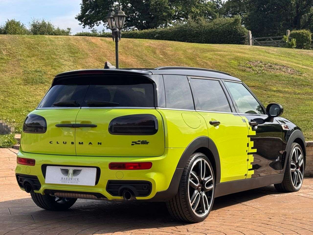 2017 MINI CLUBMAN 2017 MINI CLUBMAN