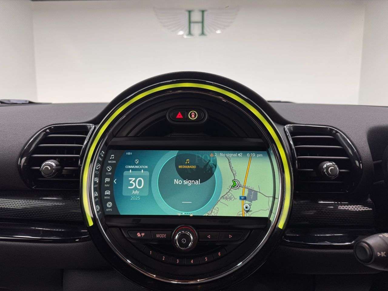 2017 MINI CLUBMAN 2017 MINI CLUBMAN