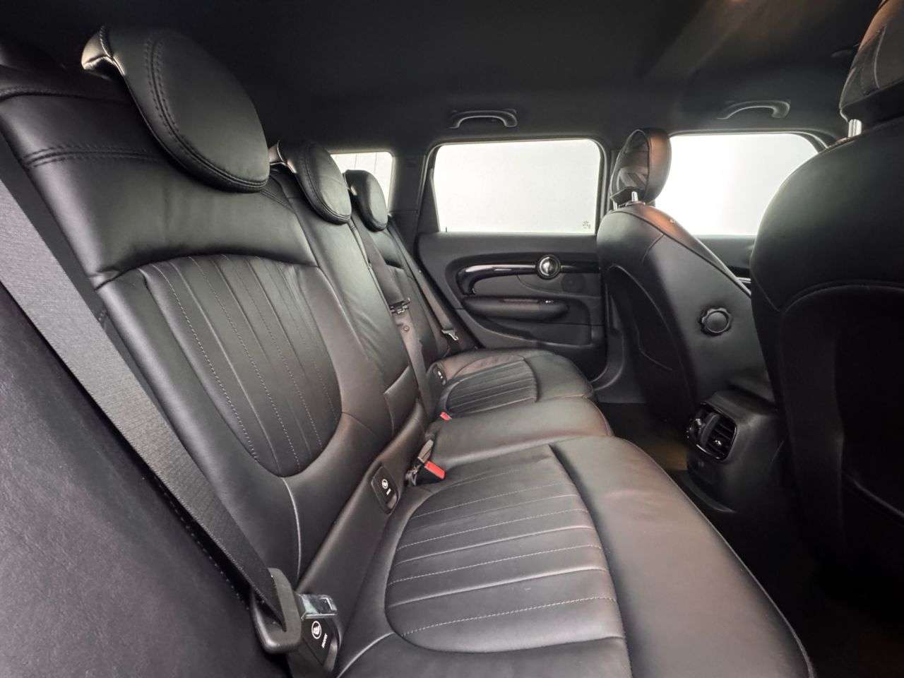 2017 MINI CLUBMAN 2017 MINI CLUBMAN