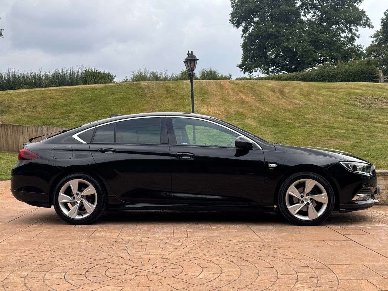 2017 VAUXHALL INSIGNIA 2017 VAUXHALL INSIGNIA