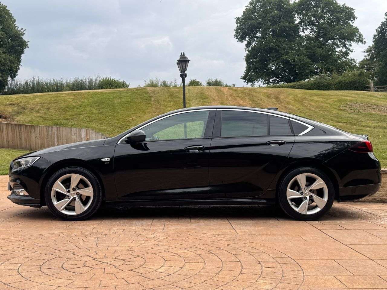 2017 VAUXHALL INSIGNIA 2017 VAUXHALL INSIGNIA