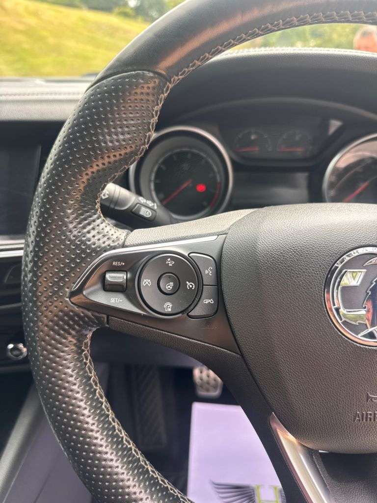 2017 VAUXHALL INSIGNIA 2017 VAUXHALL INSIGNIA