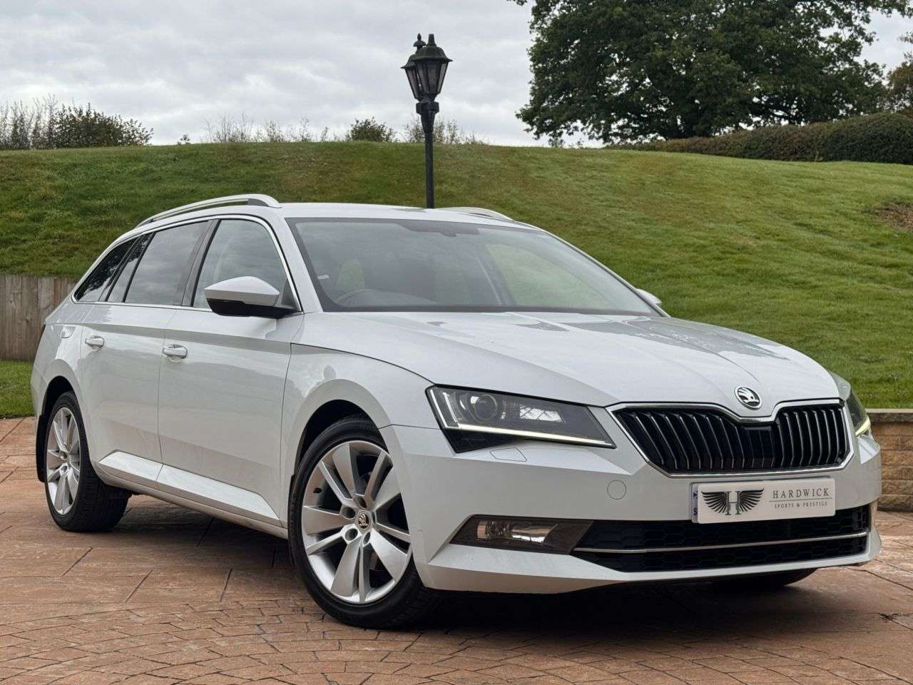 2017 SKODA SUPERB 2017 SKODA SUPERB