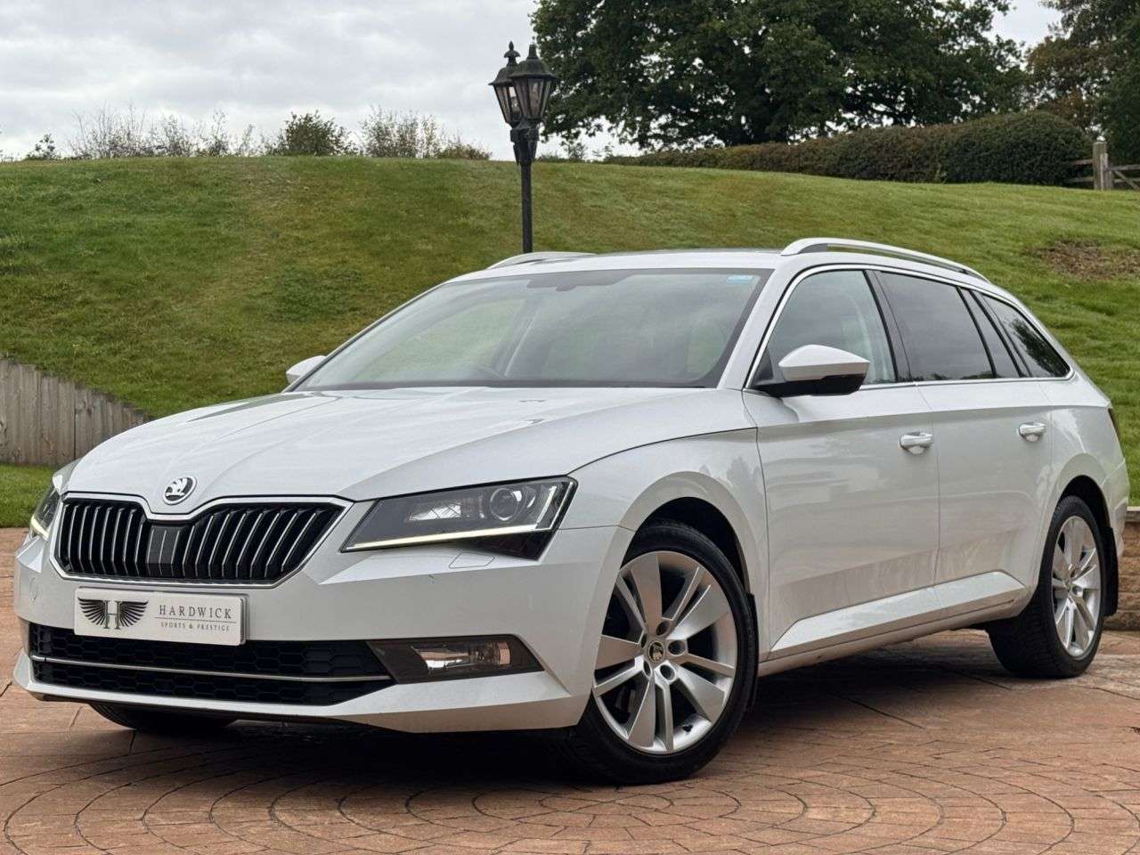 2017 SKODA SUPERB 2017 SKODA SUPERB