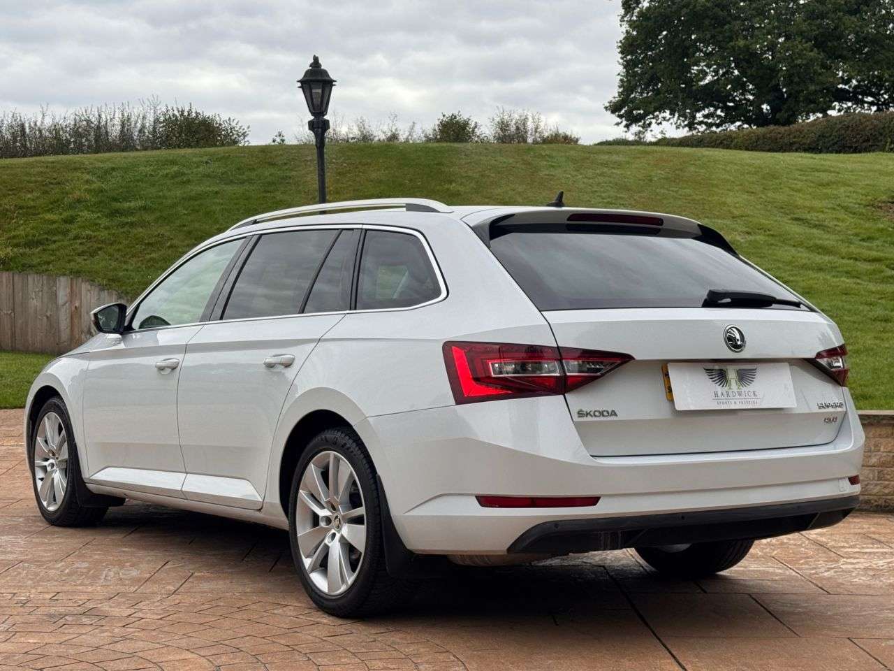 2017 SKODA SUPERB 2017 SKODA SUPERB