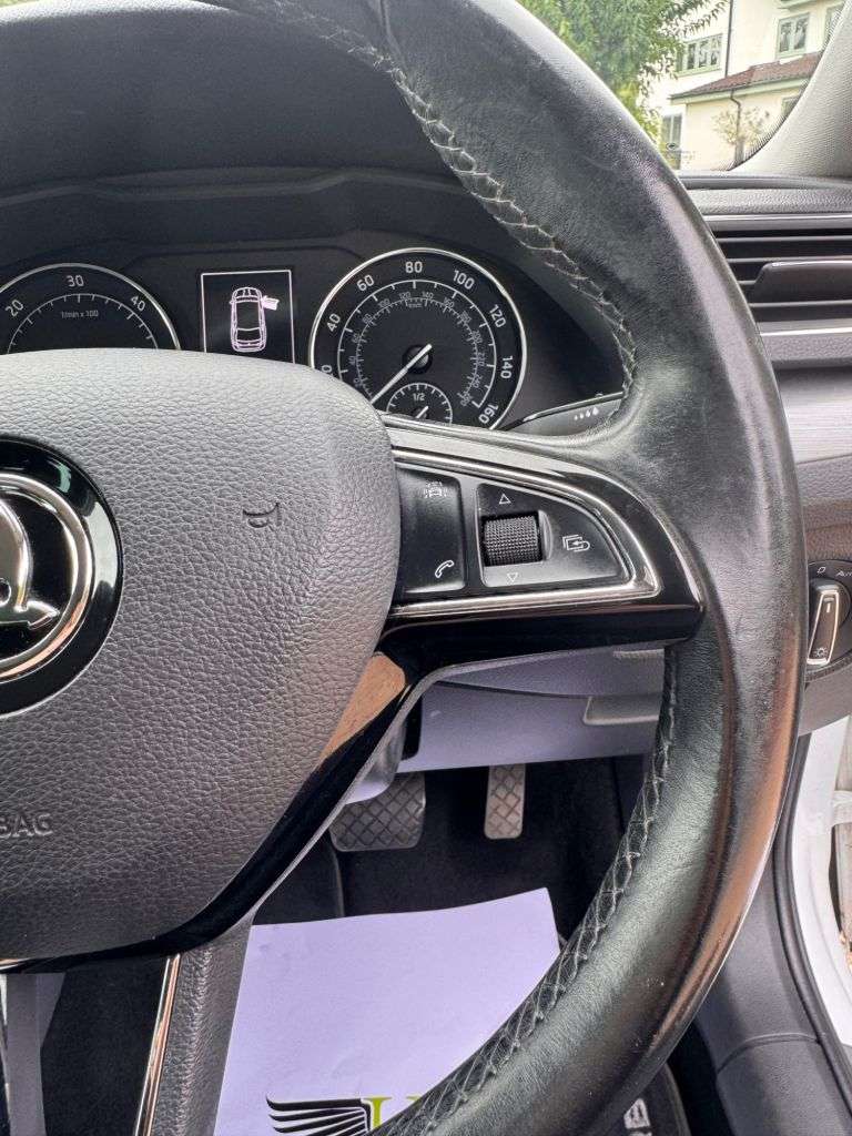 2017 SKODA SUPERB 2017 SKODA SUPERB