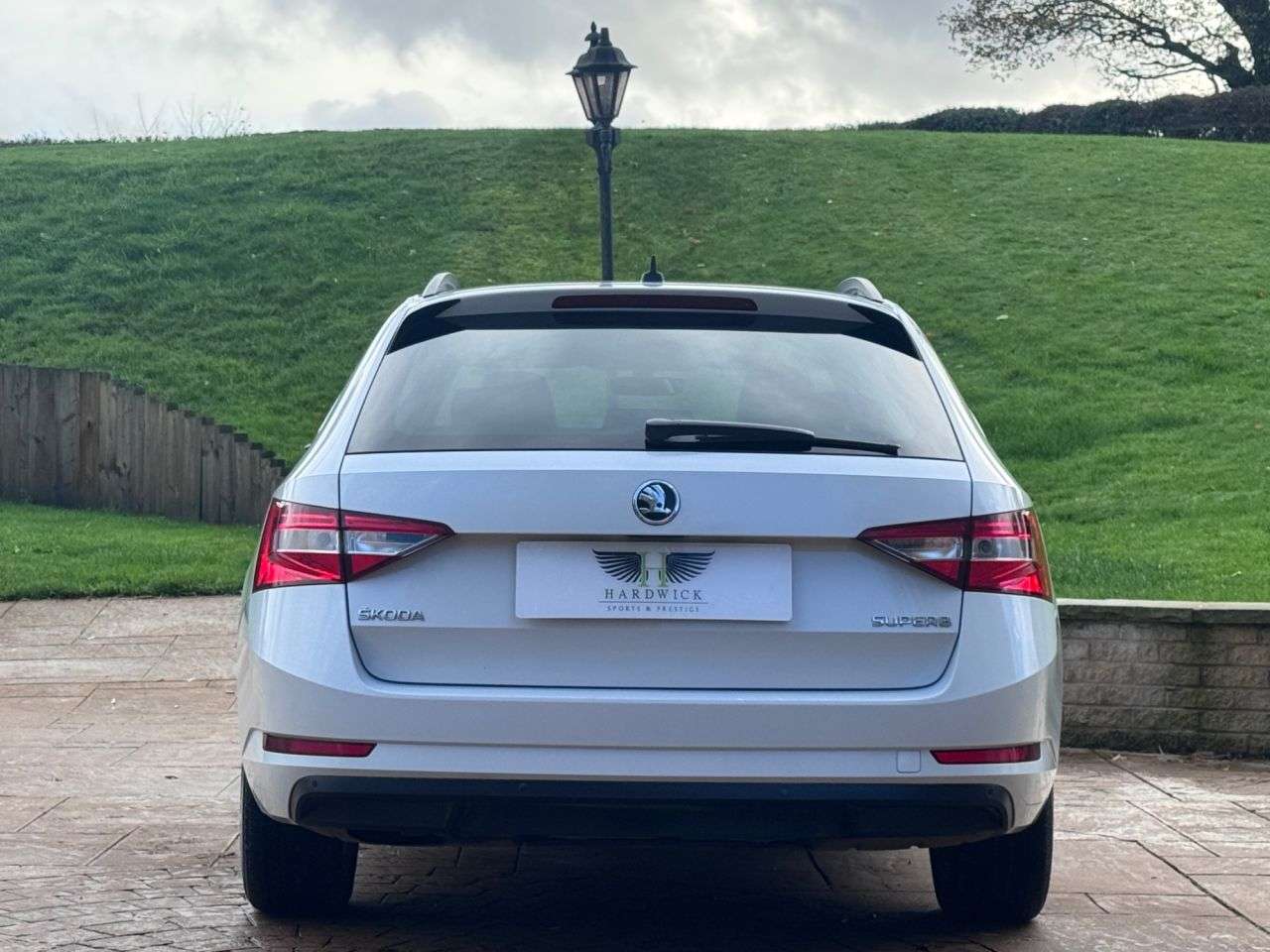 2016 SKODA SUPERB 2016 SKODA SUPERB