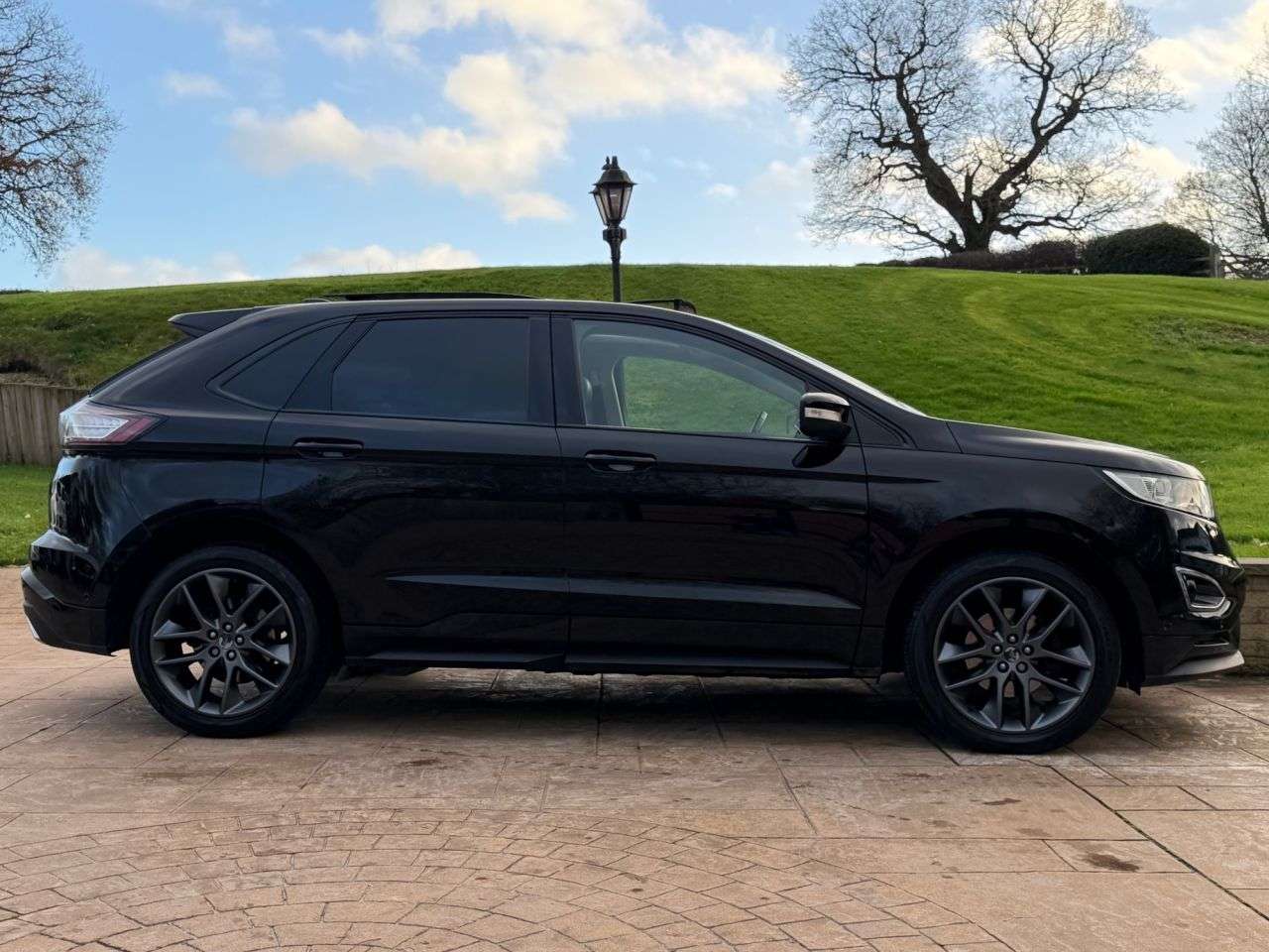 A 2018 FORD EDGE 2.0 TDCi Sport SUV 5dr Diesel Powershift AWD Euro 6 (s/s) (210 ps) 2 KEYS - A 2018 FORD EDGE 2.0 TDCi Sport SUV 5dr Diesel Powershift AWD Euro 6 (s/s) (210 ps) 2 KEYS -