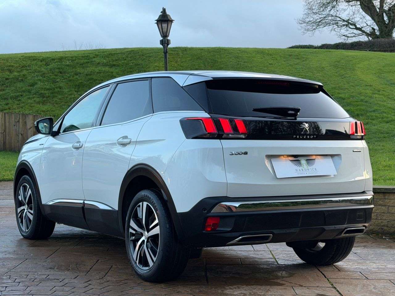 2017 PEUGEOT 3008 2017 PEUGEOT 3008