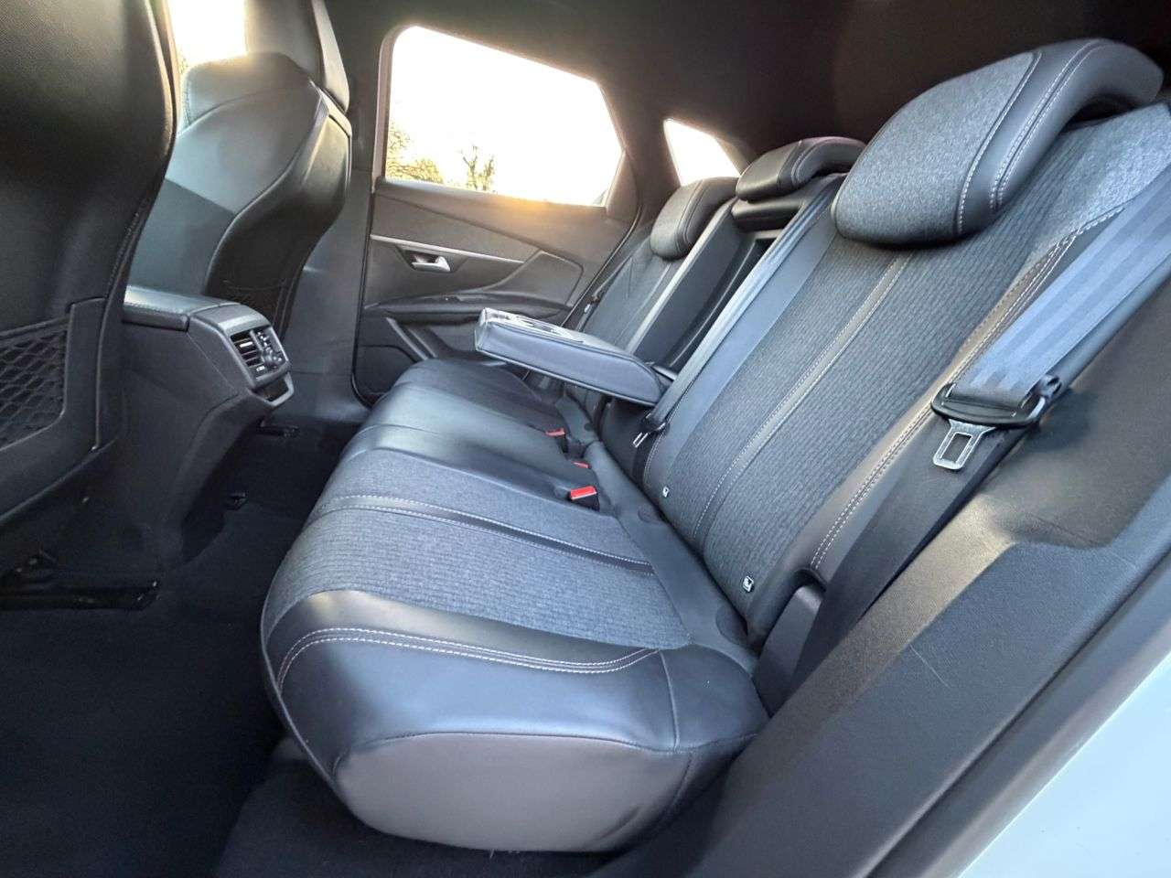 2017 PEUGEOT 3008 2017 PEUGEOT 3008