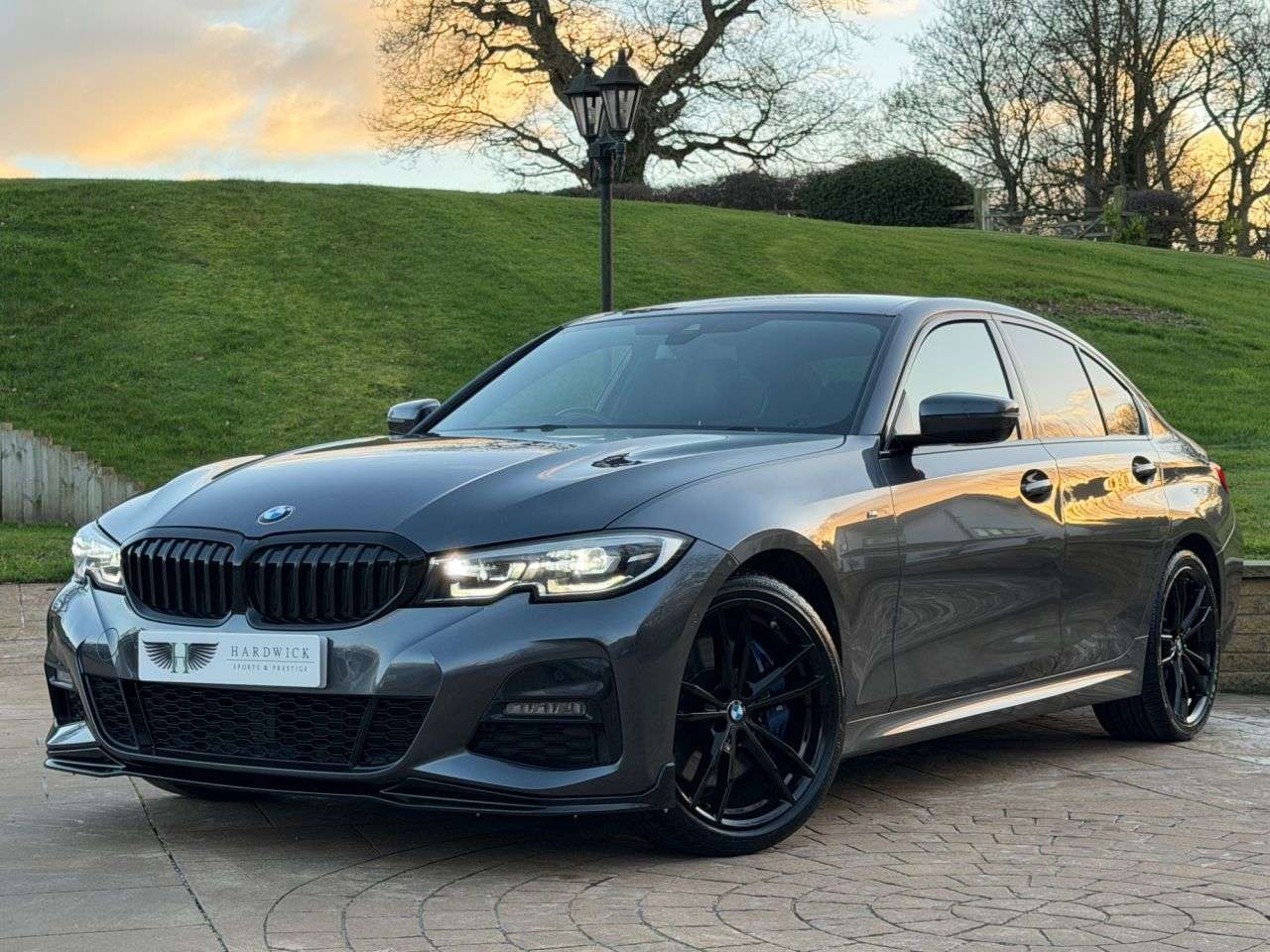 A 2020 BMW 3 SERIES 3.0 330d M Sport Saloon 4dr Diesel Auto xDrive Euro 6 (s/s) (265 ps) M PERF A 2020 BMW 3 SERIES 3.0 330d M Sport Saloon 4dr Diesel Auto xDrive Euro 6 (s/s) (265 ps) M PERF