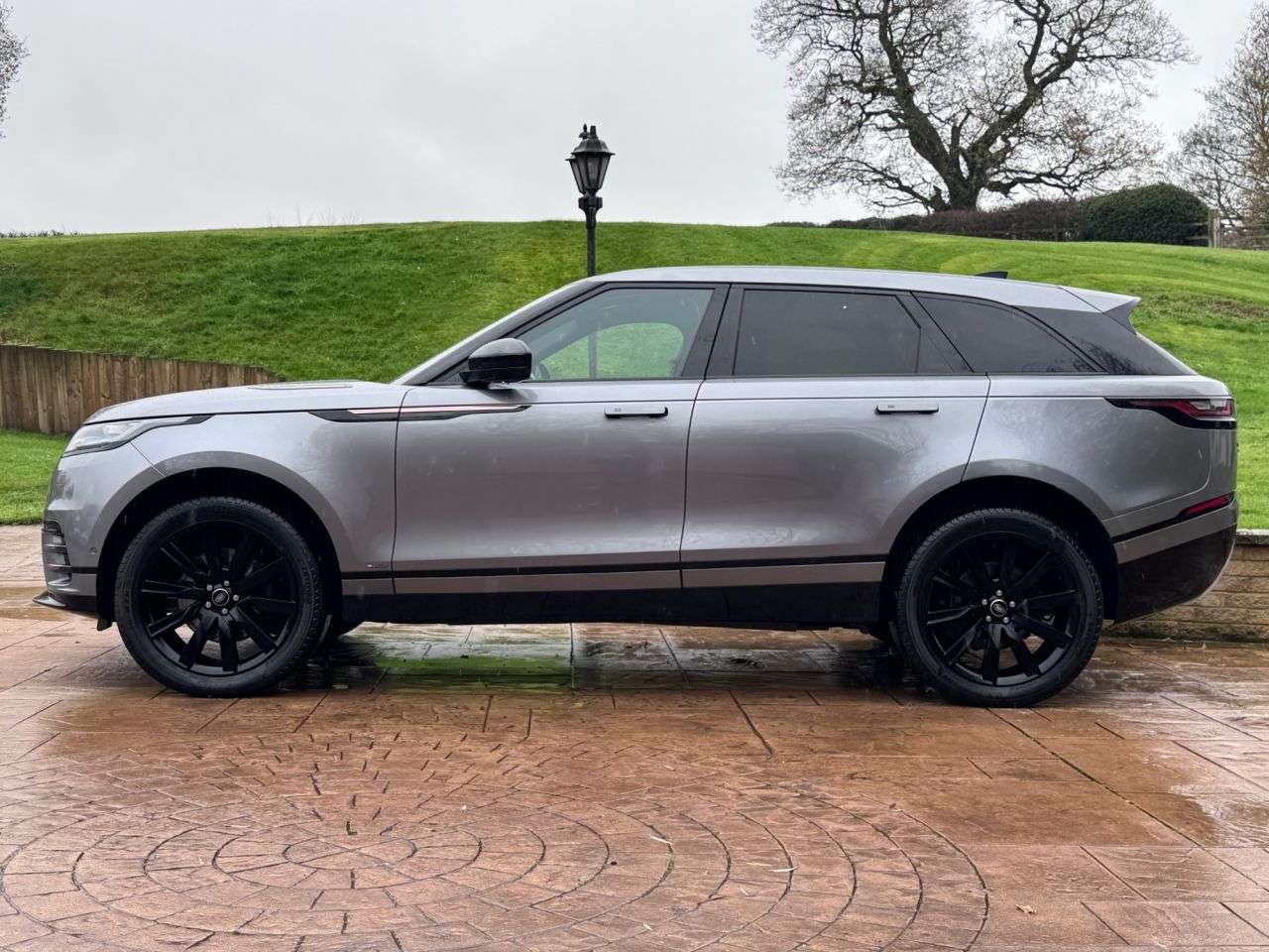 2019 LAND ROVER RANGE ROVER VELAR 2019 LAND ROVER RANGE ROVER VELAR