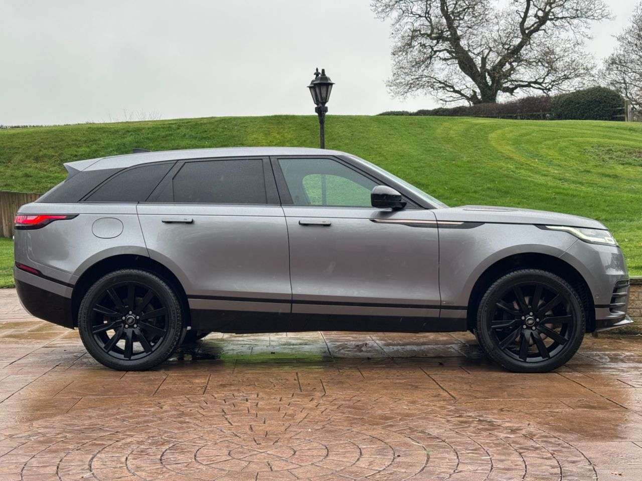 2019 LAND ROVER RANGE ROVER VELAR 2019 LAND ROVER RANGE ROVER VELAR